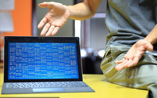万宁 mongo排序sort,php如何按顺序排列数组？